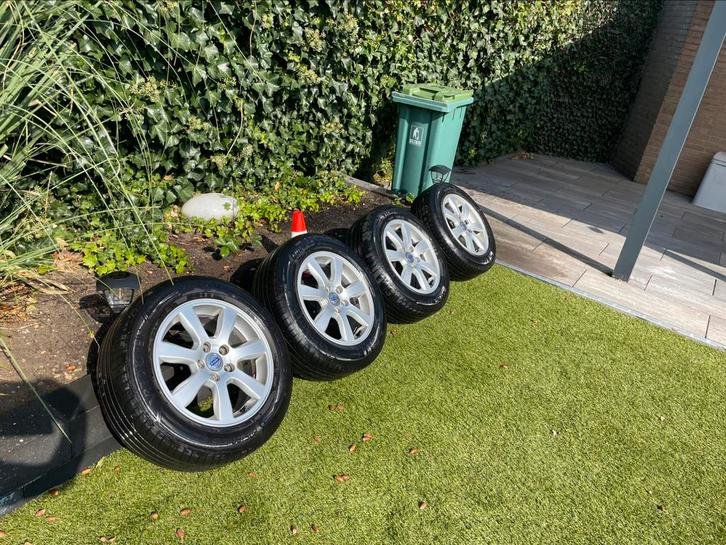 16 inch LM velgen met Vredestein banden Volvo V60, Auto-onderdelen, Banden en Velgen, Banden en Velgen, Zomerbanden, 16 inch, 205 mm