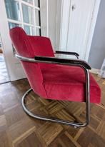 Design fauteuil van rode fijne ribstof, Huis en Inrichting, Fauteuils, Ophalen, Gebruikt, Metaal, 75 tot 100 cm
