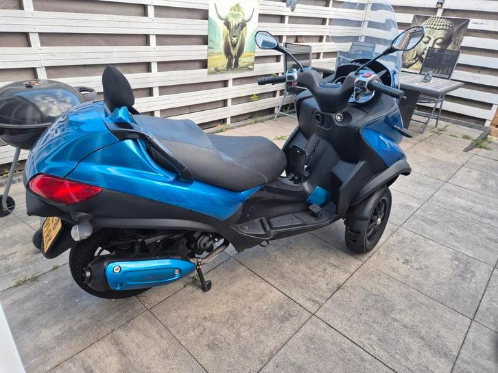 Piaggio MP3 300LT bj 13-07-2013, Fietsen en Brommers, Snorfietsen en Snorscooters, Gebruikt, Piaggio, Benzine, Ophalen