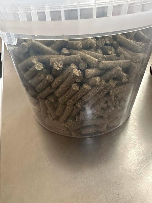 Esparcette brok 2,8 kg, Dieren en Toebehoren, Dierenvoeding, Hond, Ophalen of Verzenden