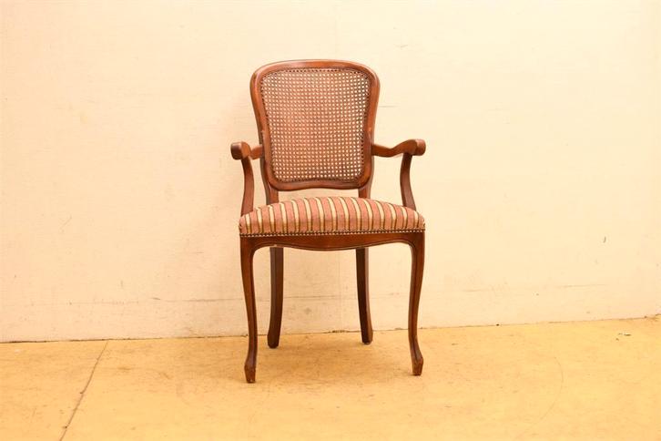 Selva Stoel met armleuning 46588, Huis en Inrichting, Stoelen, Gebruikt, Vijf, Zes of meer stoelen, Hout, Bruin, Ophalen of Verzenden