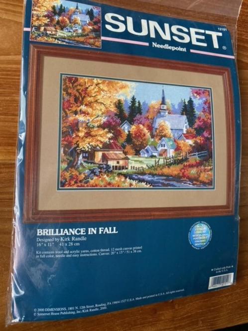 borduurpakket BRILLIANCE IN FALL dimensions needlepoint mart, Hobby en Vrije tijd, Borduren en Borduurmachines, Nieuw, Borduurpakket