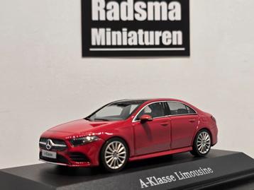 Mercedes-Benz A-klasse Limousine - Red - 1:43 Herpa beschikbaar voor biedingen