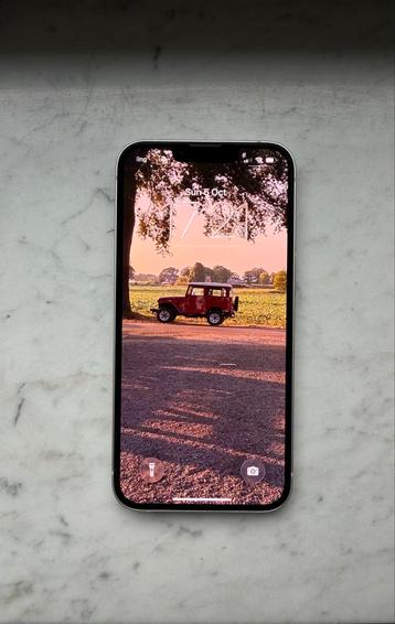 iPhone 16e 256GB - 100% batterij beschikbaar voor biedingen