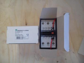 2x magneetschakelaar 3polig 50A 24V beschikbaar voor biedingen
