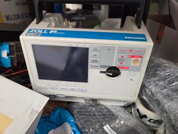 Zoll M Series Defibrillator / Monitor (3) beschikbaar voor biedingen