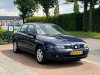 Seat Toledo 1.6 Signo *APK 06-2026 |, Voorwielaandrijving, Gebruikt, 4 cilinders, Blauw