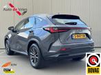 Lexus NX 350h Comfort Line|NL-Auto|Dealeronderhouden, Auto's, Lexus, Gebruikt, Bedrijf, Hybride Elektrisch/Benzine, 1705 kg