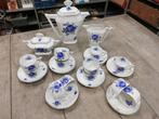 12 pers. art deco servies blauwe/grijze rozen, zilver randje, Antiek en Kunst, Antiek | Servies los, Ophalen