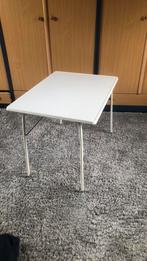 Te koop campingtafel afmeting 60  80 hoogte 60 cm, Ophalen, Gebruikt, Campingtafel