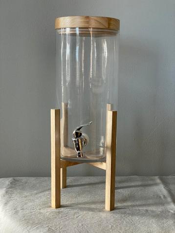 Watertap Zusss beschikbaar voor biedingen