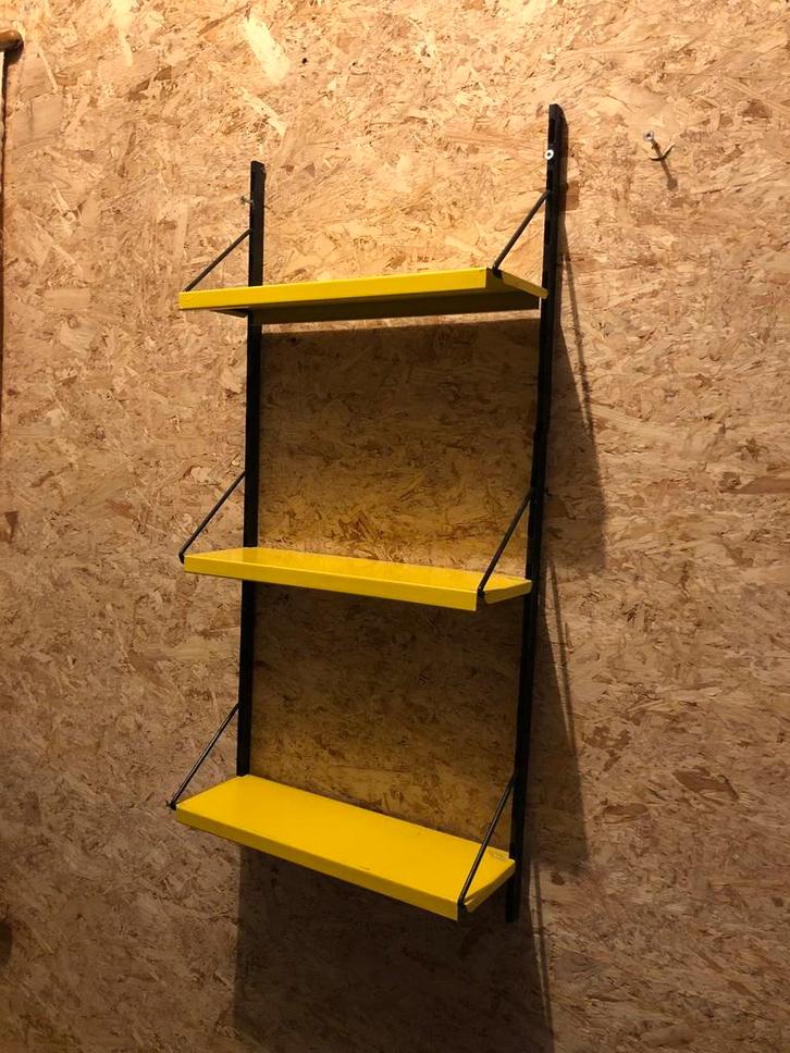 Vintage Wandrek Boekenrek Geel Drentea Room Steel / Tomado, Huis en Inrichting, Woonaccessoires | Wandplanken en Boekenplanken