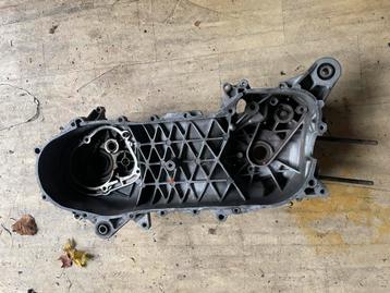 Gilera runner 125cc m07 carter helft dubbel gelagerd beschikbaar voor biedingen