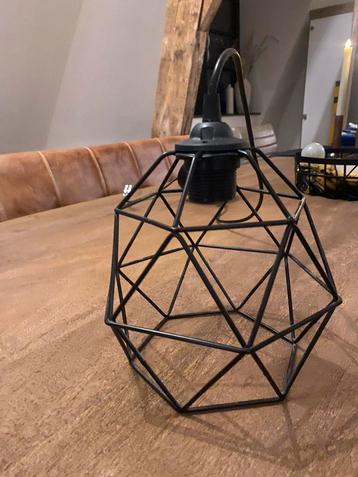 Hanglamp zwart beschikbaar voor biedingen