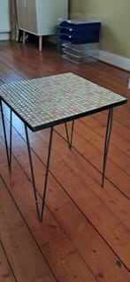 Vintage mozaïek tafeltje, Huis en Inrichting, Tafels | Bijzettafels, Ophalen, Minder dan 45 cm, Minder dan 55 cm, Gebruikt