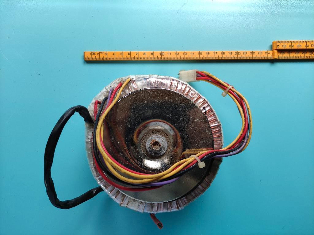 Mackie M1400 ringkerntransformator, Hobby en Vrije tijd, Elektronica-componenten, Ophalen of Verzenden