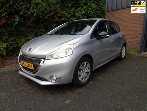 Peugeot 208 1.2 VTi Envy,Navi,Clima,PDC,Cruise control, Auto's, Peugeot, Bedrijf, Te koop, ABS, Airbags, Airconditioning, Boordcomputer