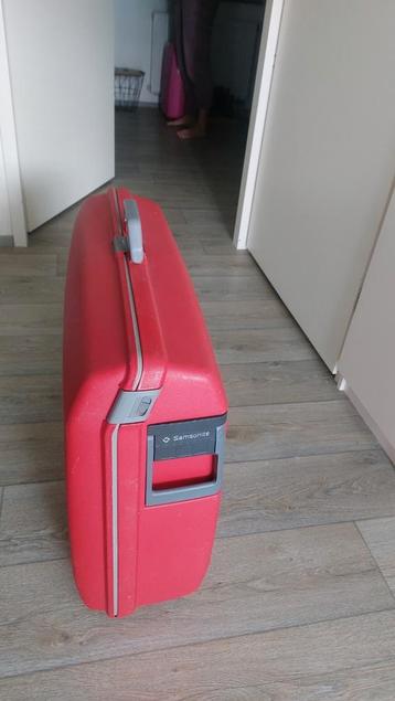 Samsonite reiskoffer 75x60x23 cm (zonder gebreken) beschikbaar voor biedingen