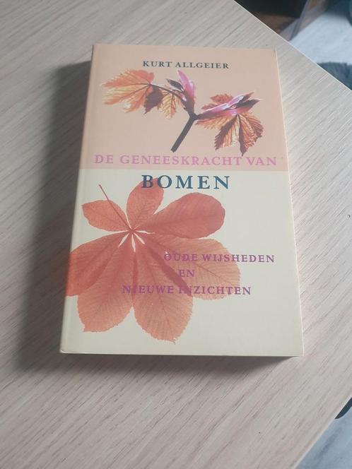 K. Allgeier - De geneeskracht van bomen, Boeken, Natuur, Zo goed als nieuw, Bloemen, Planten en Bomen, Ophalen of Verzenden