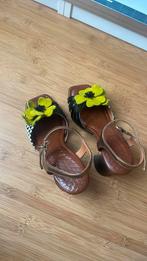 Pumps sandalen Chie Mihara, zgan, Ophalen of Verzenden, Zo goed als nieuw