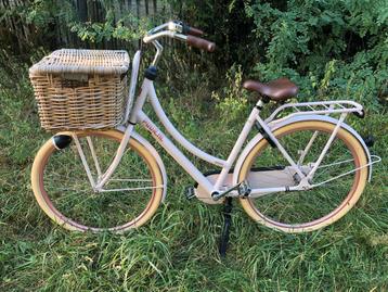 Gazelle puur NL transportfiets in Nieuwstraat beschikbaar voor biedingen