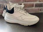 Alexander mQueen gympen 37, Kleding | Dames, Schoenen, Wit, Ophalen of Verzenden, Sneakers of Gympen, Gedragen
