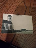 Katwijk aan zee  met bomschuit bij oude kerk, Ophalen of Verzenden, Voor 1920, Gelopen, Zuid-Holland