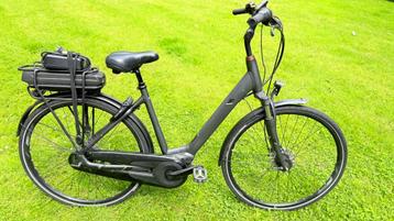Nette goede kwaliteit Elektrische fiets Giant Entour E+ 51cm beschikbaar voor biedingen