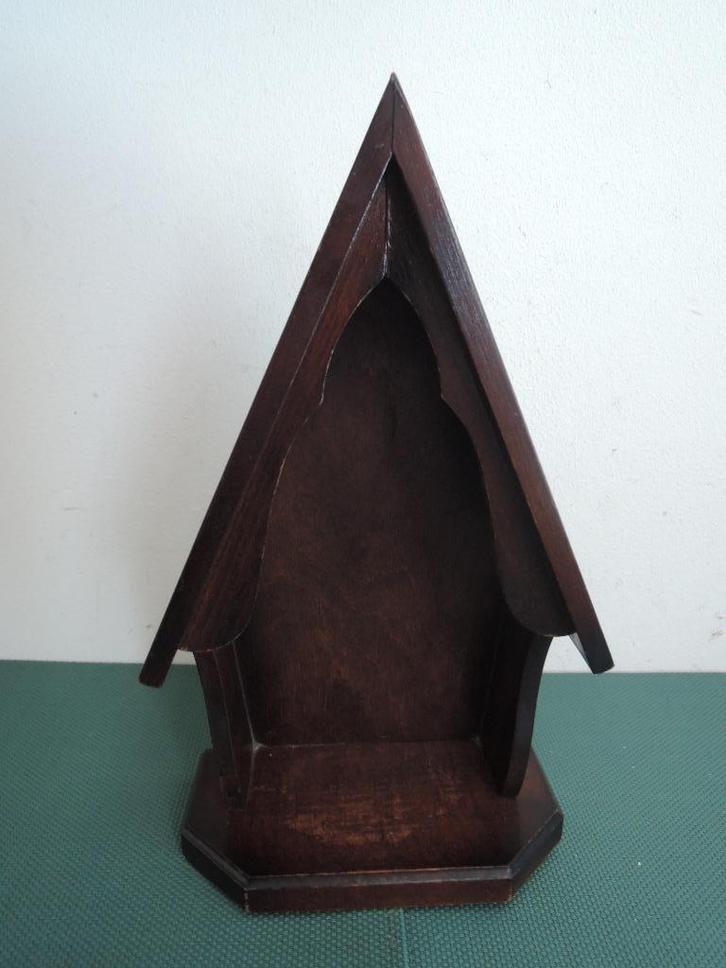 Ouderwetse houten console voor een (Maria) beeld, Verzamelen, Religie, Zo goed als nieuw, Overige typen, Ophalen of Verzenden