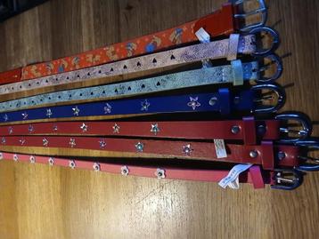 7 riemen voor meisje beschikbaar voor biedingen