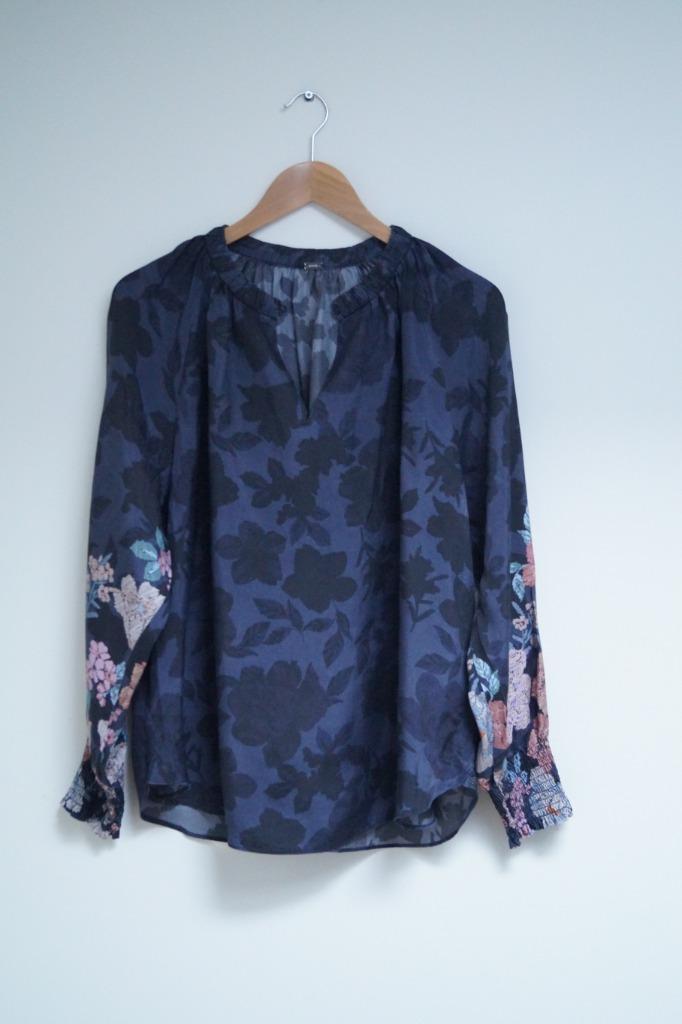 GUSTAV Blouse Maat 42, Kleding | Dames, Blouses en Tunieken, Zo goed als nieuw, Maat 42/44 (L), Blauw, Verzenden