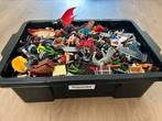 Grote bak Playmobil, vooral heel veel poppetjes, paardjes, Ophalen of Verzenden, Zo goed als nieuw