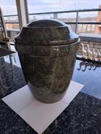 Mooie urn, Huis en Inrichting, Woonaccessoires | Zuilen en Pilaren, Ophalen, Zo goed als nieuw