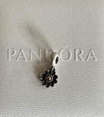 Pandora bedel: daisy met goud, Gebruikt, Pandora, Ophalen of Verzenden, 1 bedel