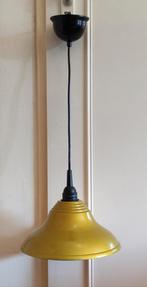 Vintage metalen hanglamp met kleine kap jaren '80., Ophalen of Verzenden, Zo goed als nieuw