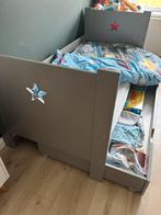 Peuterbed + kleding kast petite amelie, Kinderen en Baby's, Ophalen, Gebruikt, Jongetje of Meisje