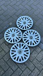 set kia wieldoppen 13 inch 4 stuks zilver, Ophalen of Verzenden, Nieuw