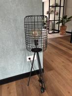 Industriele lamp zwart 95 cm hoog en 26 cm breed, Ophalen of Verzenden, Zo goed als nieuw, Minder dan 100 cm, Metaal