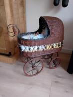 Antiek poppenwagentje 50 jaar oud, Antiek en Kunst, Antiek | Speelgoed, Ophalen of Verzenden