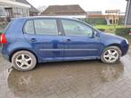 Volkswagen Golf 1.6 nieuwe apk, Auto's, Voorwielaandrijving, 4 cilinders, Blauw, 620 kg