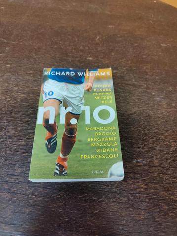 Boek "nr. 10" van Richard Williams - Over de grootste voetba beschikbaar voor biedingen