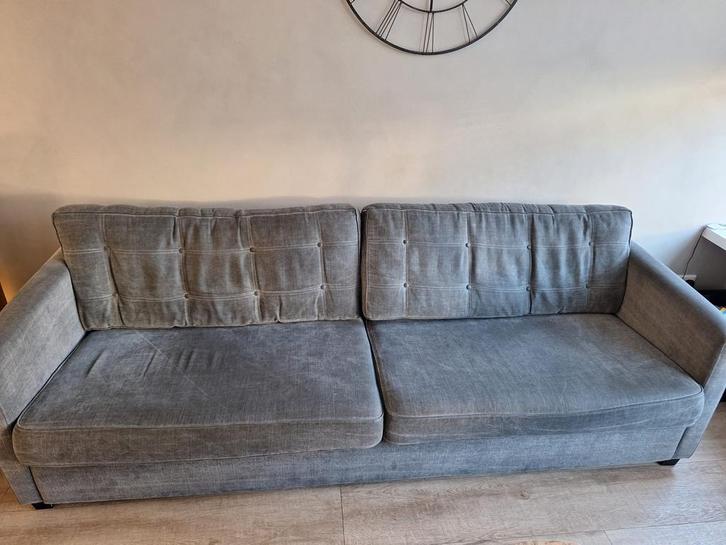 Grijze Rechte Bank - Comfortabel en Stijlvol, Huis en Inrichting, Banken | Bankstellen, Gebruikt, Rechte bank, Vierpersoons of meer