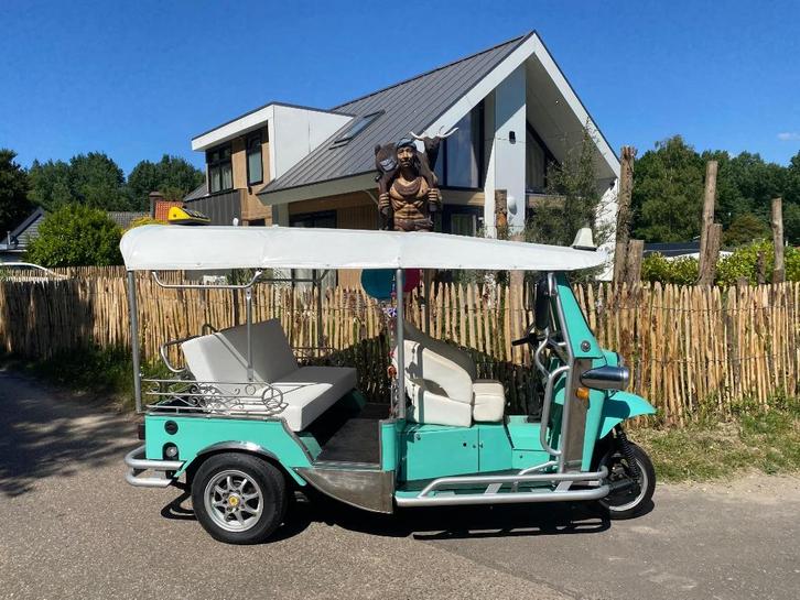Wie wil deze winter onze TukTuk in uw showroom, ook te koop., Hobby en Vrije tijd, Overige Hobby en Vrije tijd, Gebruikt, Ophalen