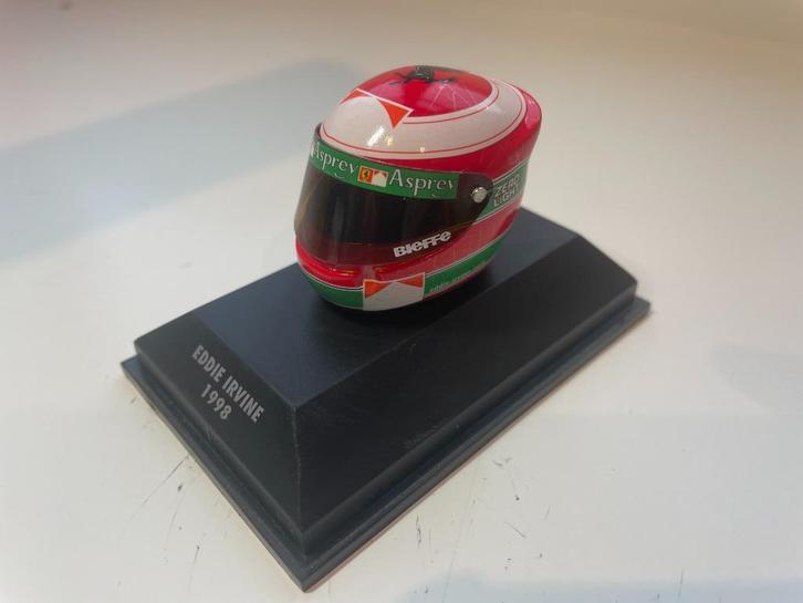 Helm Eddie Irvine Ferrari 1998 1/8, Verzamelen, Automerken, Motoren en Formule 1, Zo goed als nieuw, Auto's, Ophalen of Verzenden