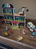 Lego Friends heartlake ziekenhuis, Ophalen of Verzenden, Zo goed als nieuw, Complete set