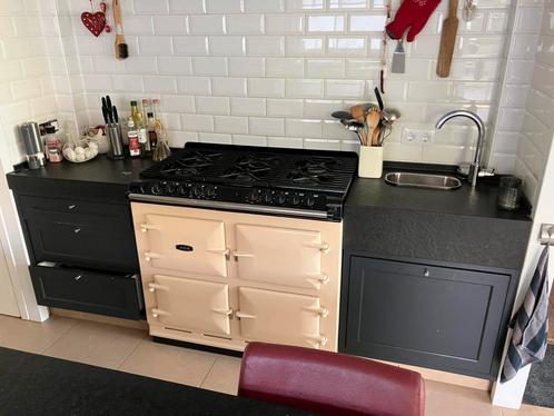 Aga fornuis - 6 pit gas, 4 ovens electrisch, Witgoed en Apparatuur, Fornuizen, Gebruikt, Vrijstaand, Gas, 5 kookzones of meer