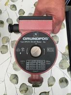 Grundfos UPS 15-35x20 Circulatiepomp, Doe-het-zelf en Verbouw, Verwarming en Radiatoren, Ophalen of Verzenden, Overige typen