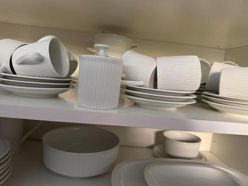 Servies Arzberg/ Royal Porcelain Cannelee, Huis en Inrichting, Keuken | Servies, Zo goed als nieuw, Kop(pen) en/of Schotel(s)