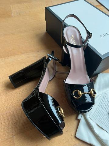 GUCCI WOMEN'S HORSEBIT PLATFORM SANDAL size 40 beschikbaar voor biedingen