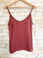 Les Favorites topje met kant rood/bruin, maat S - NP 79,95, Nieuw, Ophalen of Verzenden, Rood, Maat 36 (S)
